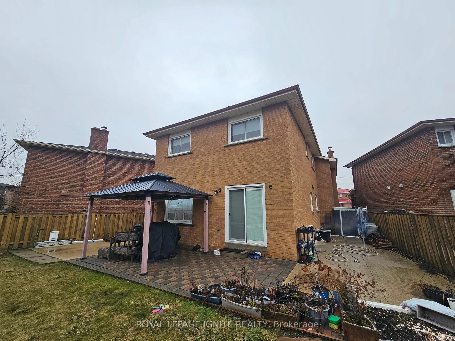 Photo 19 of 17 St Emilion Way, Etobicoke, West Humber-Clairville — HOMEH