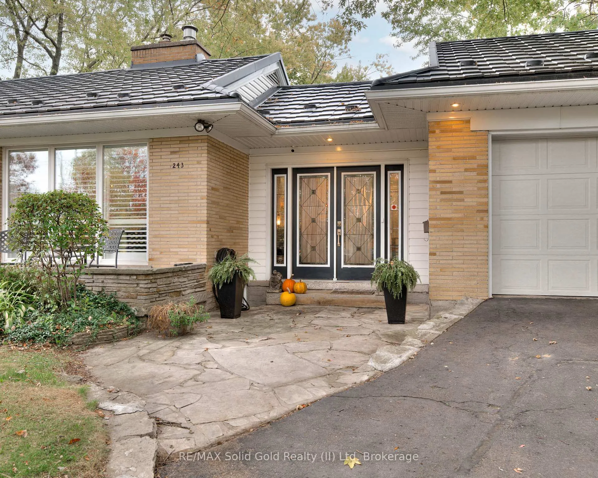 Photo 2 of 243 Lincoln Road, Waterloo — HOMEH