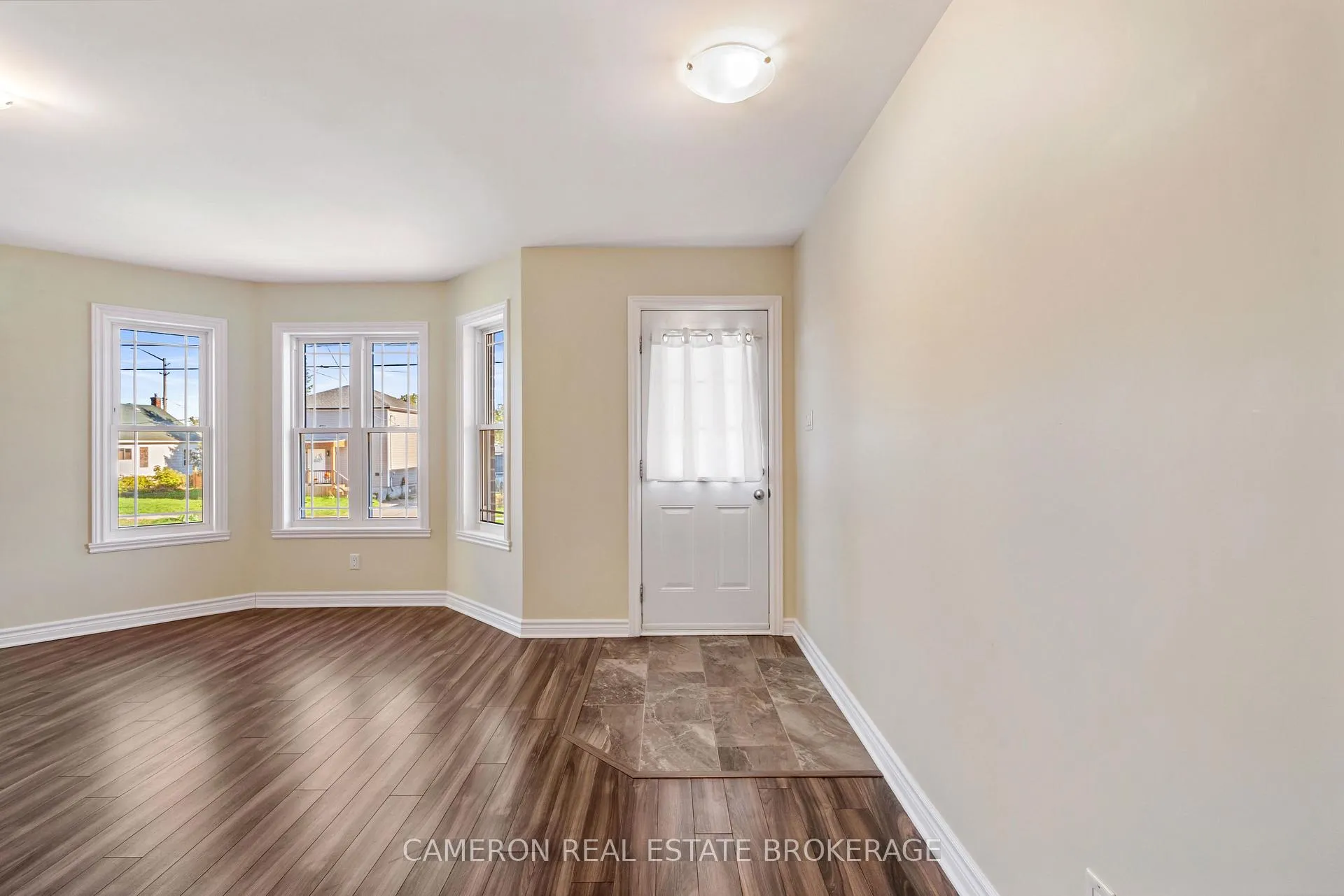 Photo 6 of Unit A, 1232 Cumberland Street, Cornwall — HOMEH