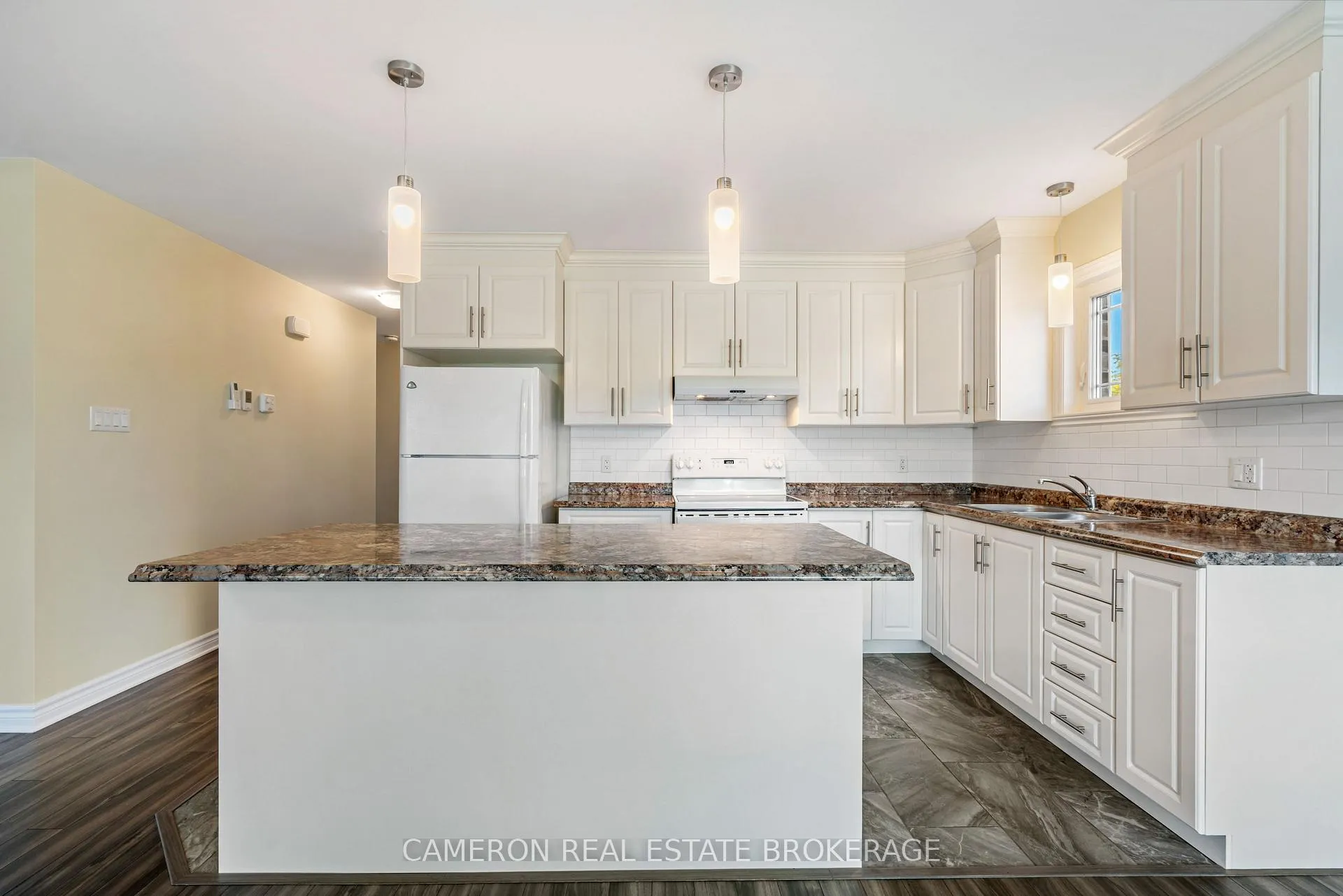 Photo 11 of Unit A, 1232 Cumberland Street, Cornwall — HOMEH