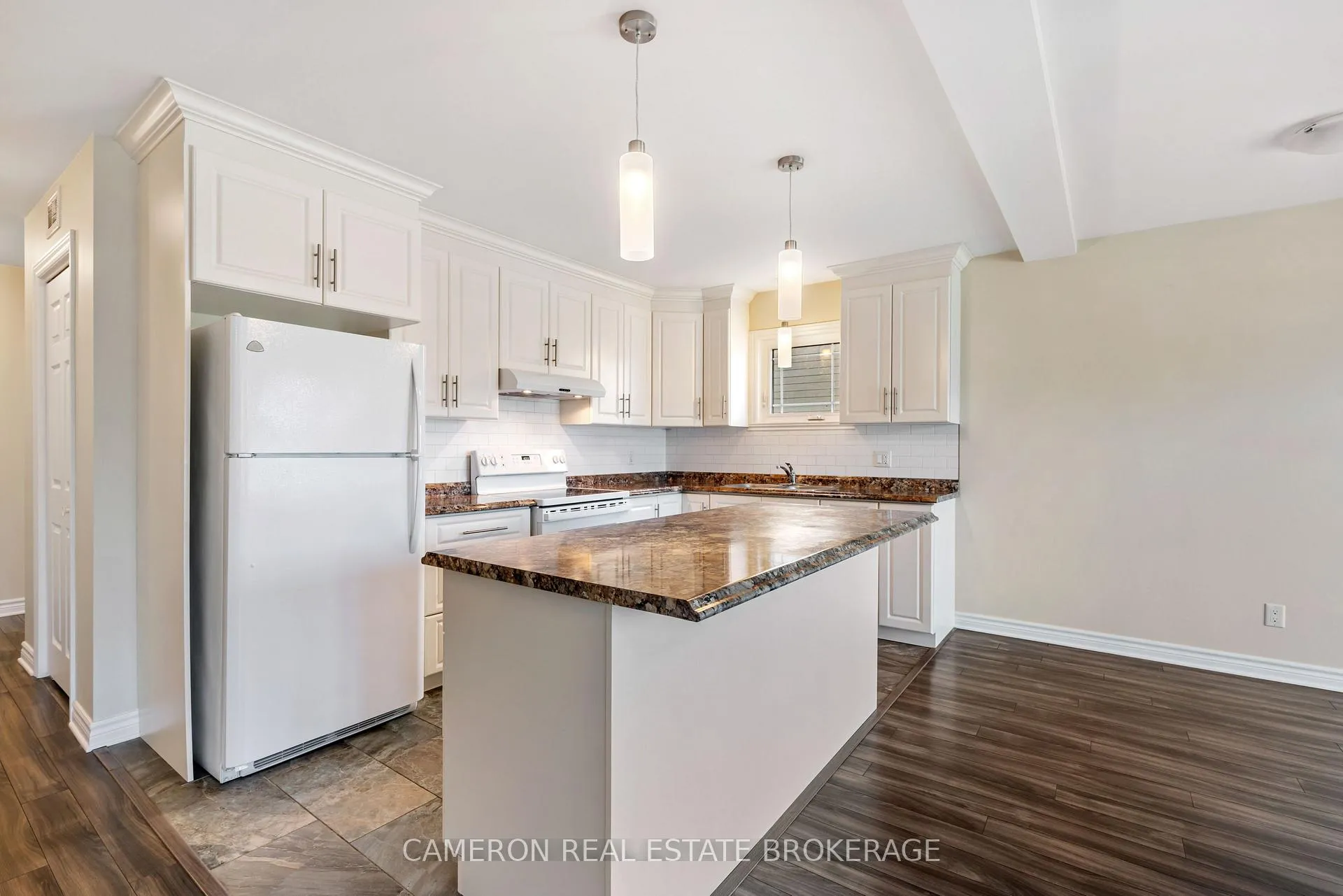 Photo 12 of Unit A, 1232 Cumberland Street, Cornwall — HOMEH