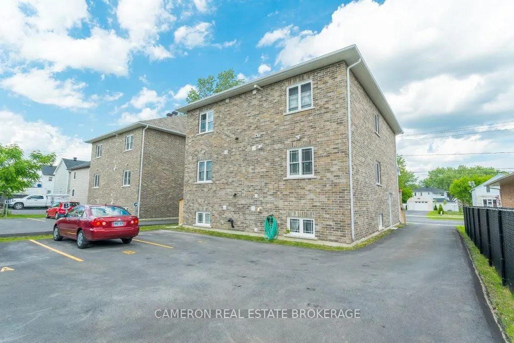 Photo 26 of Unit A, 1232 Cumberland Street, Cornwall — HOMEH