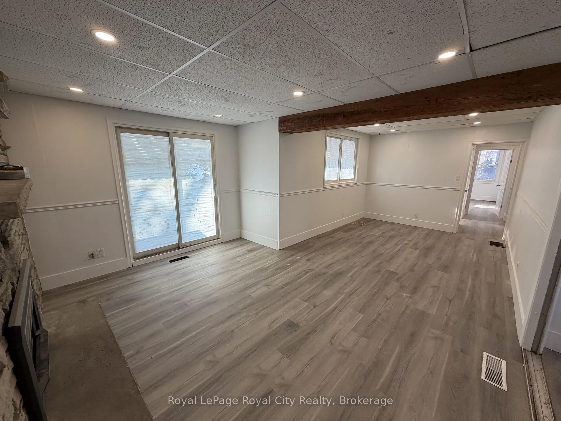 Photo 3 of 1475 Gordon Street, Guelph, Clairfields/Hanlon Business Park — HOMEH