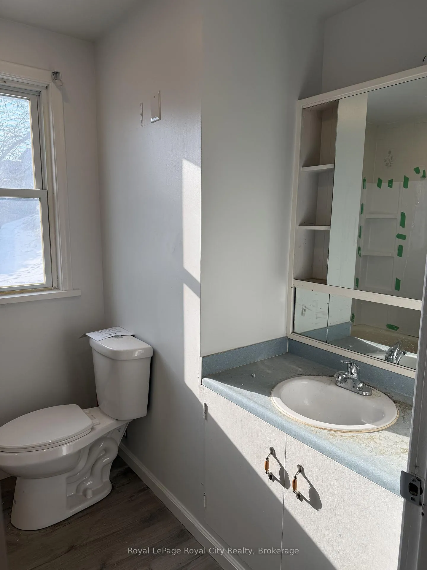 Photo 24 of 1475 Gordon Street, Guelph, Clairfields/Hanlon Business Park — HOMEH