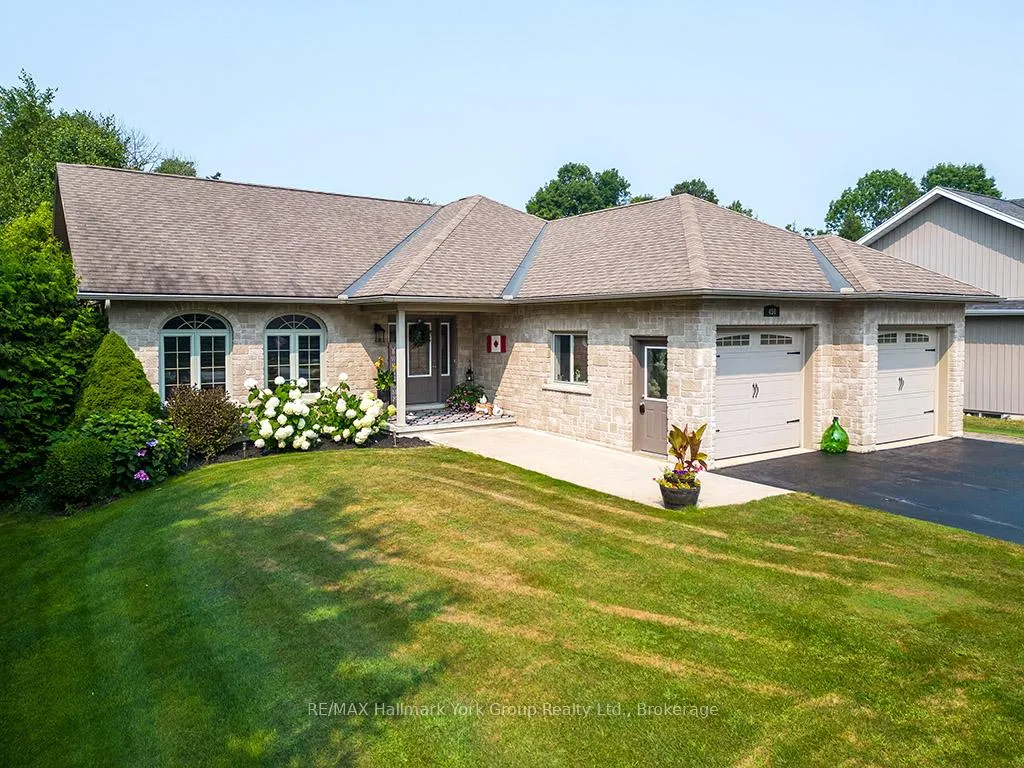 Photo 8 of 450 Ridge Road, Meaford — HOMEH