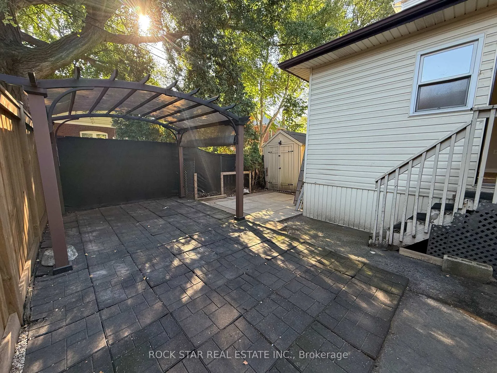 Photo 14 of 203 Fairleigh Avenue S, Hamilton, St. Clair — HOMEH