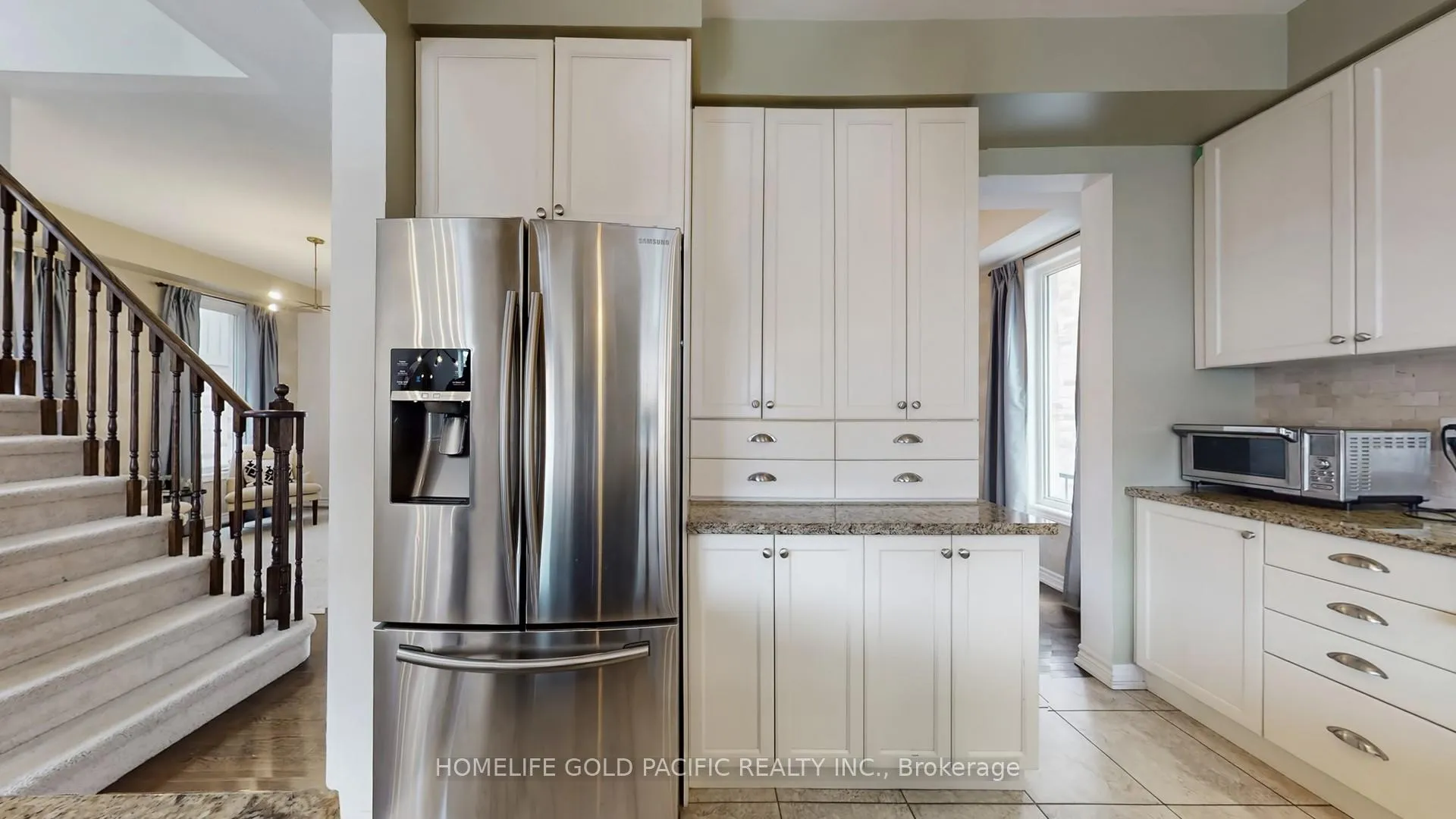 Photo 15 of 176 Glenabbey Drive, Clarington, Courtice — HOMEH