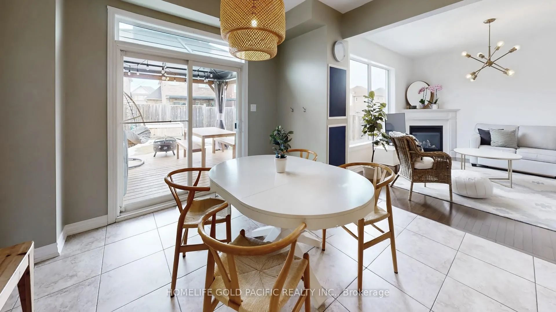 Photo 17 of 176 Glenabbey Drive, Clarington, Courtice — HOMEH