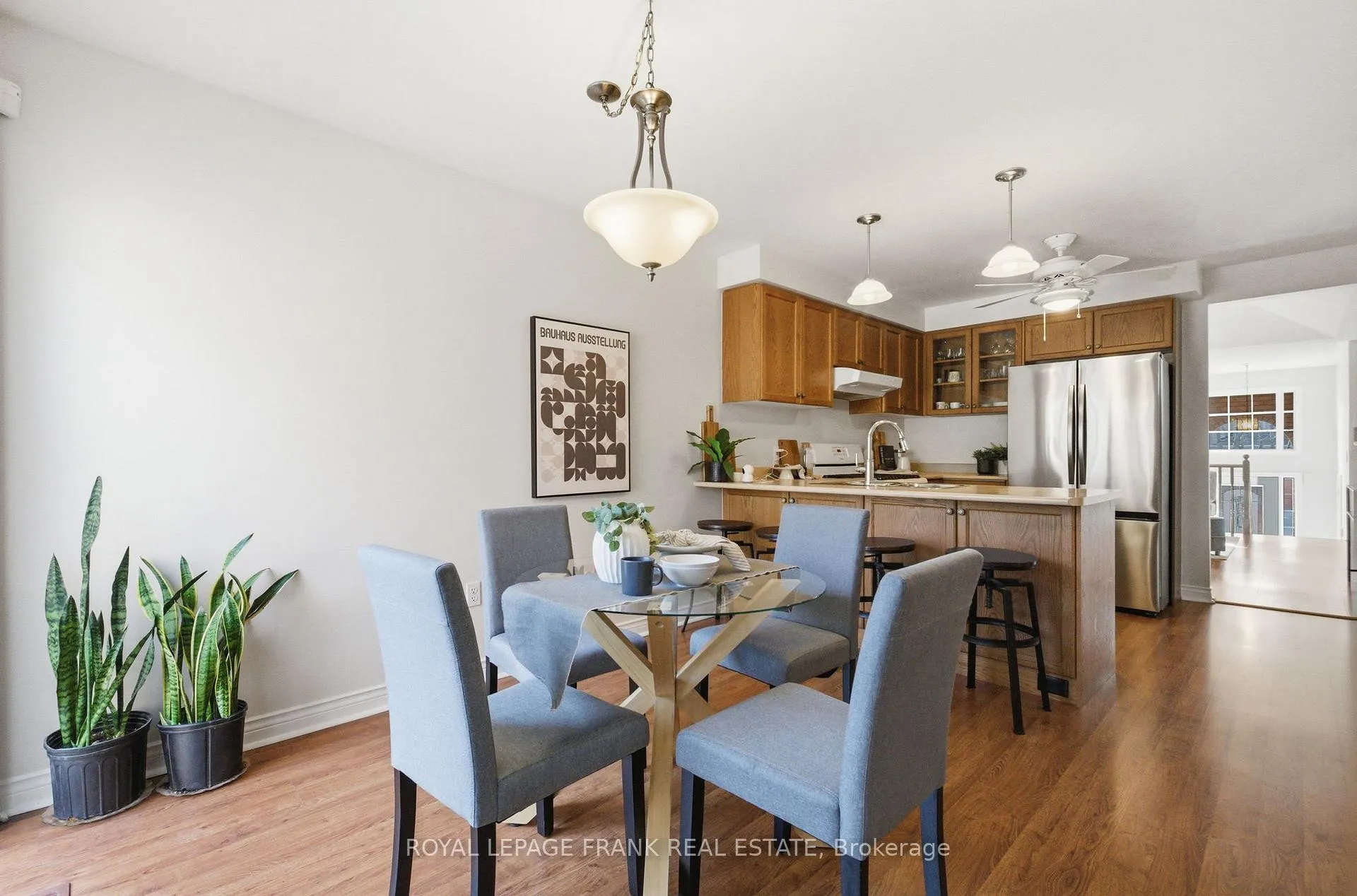 Photo 15 of 85 Gateway Court E, Whitby, Taunton North — HOMEH