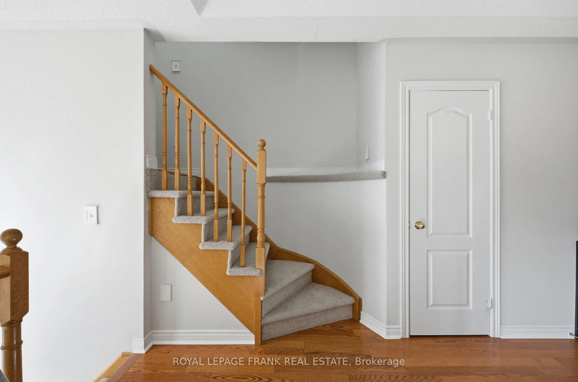 Photo 23 of 85 Gateway Court E, Whitby, Taunton North — HOMEH