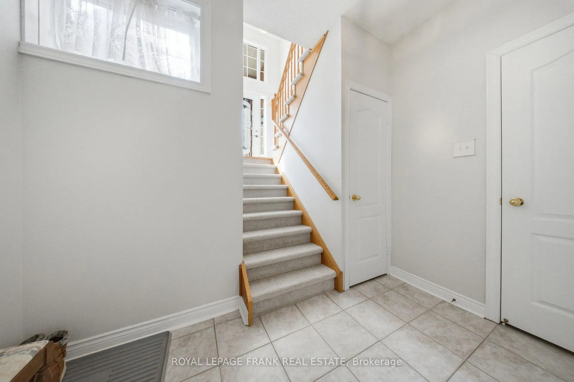 Photo 28 of 85 Gateway Court E, Whitby, Taunton North — HOMEH