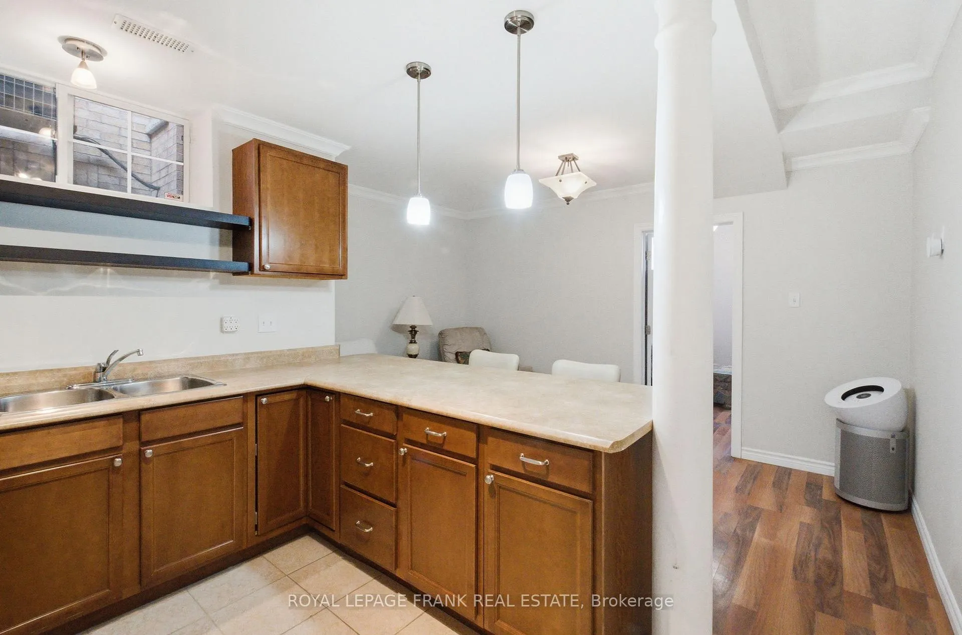 Photo 36 of 85 Gateway Court E, Whitby, Taunton North — HOMEH