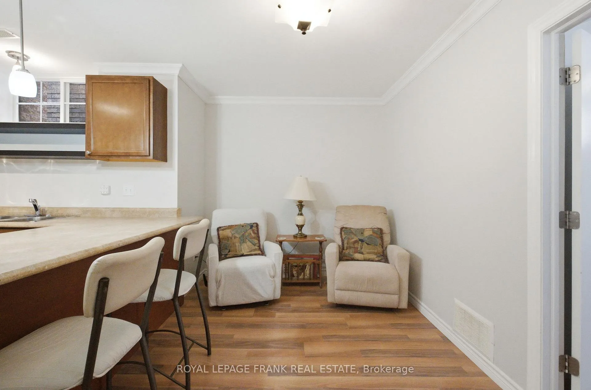Photo 38 of 85 Gateway Court E, Whitby, Taunton North — HOMEH