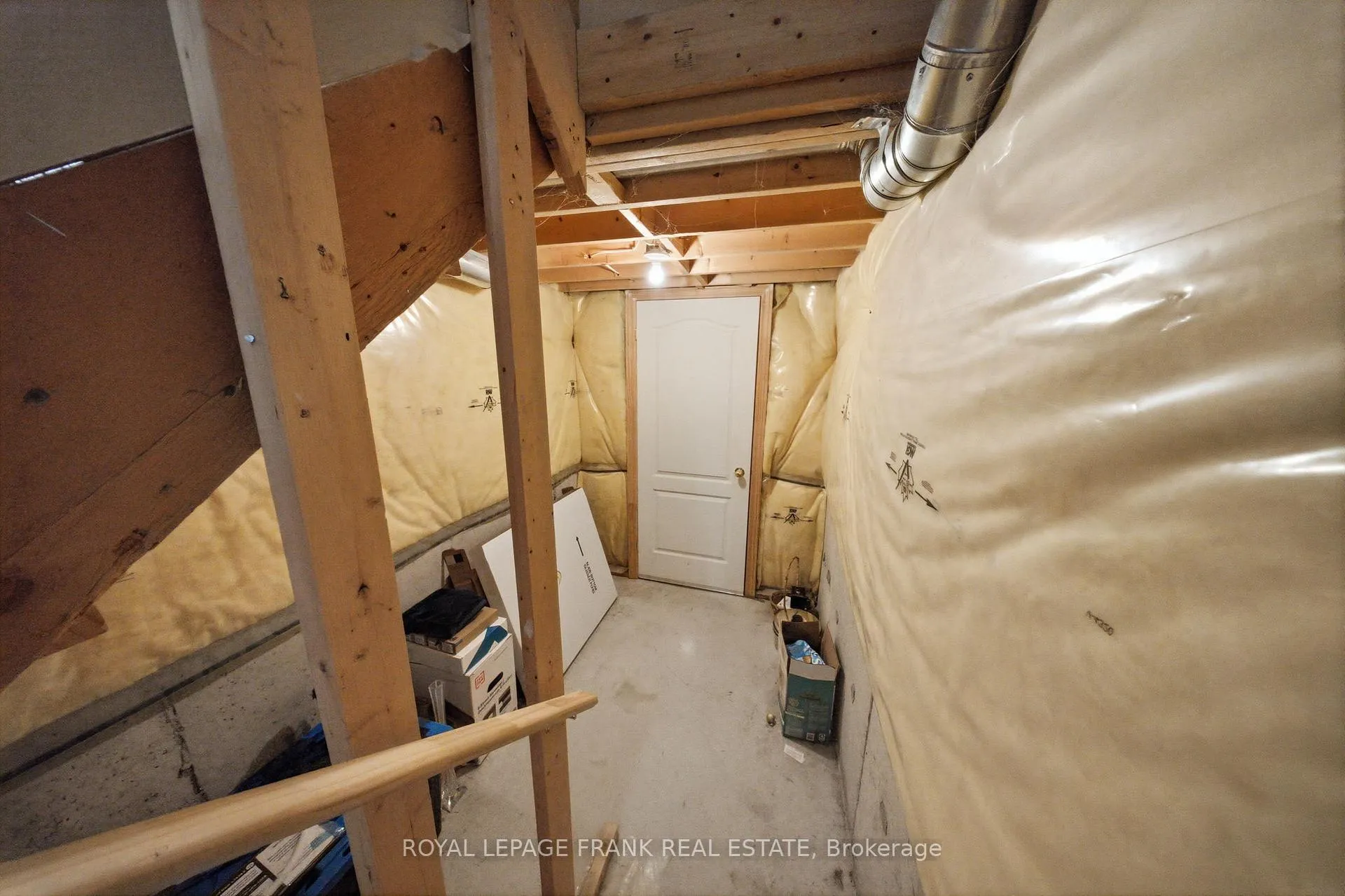 Photo 41 of 85 Gateway Court E, Whitby, Taunton North — HOMEH