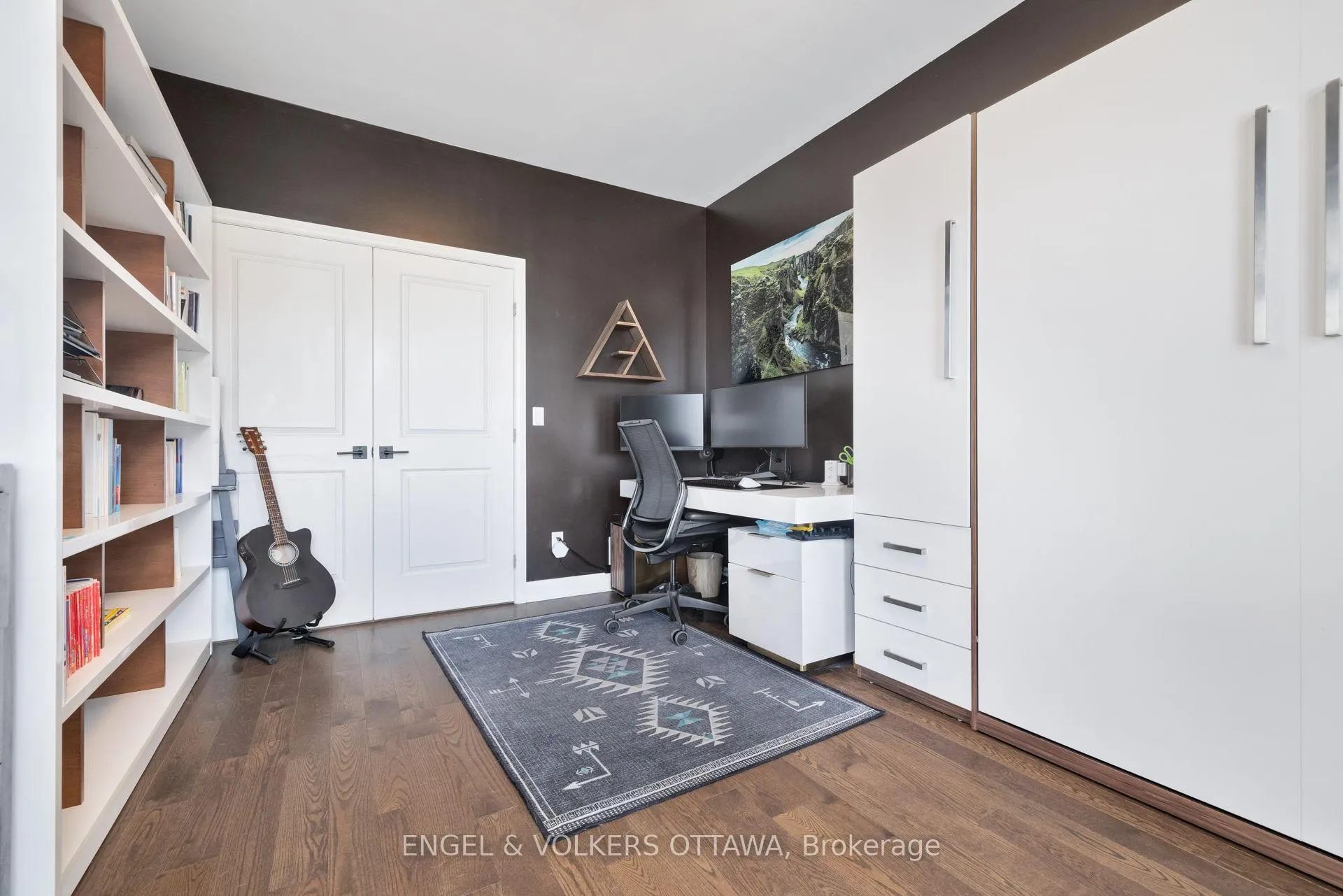 Photo 16 of 157 Avro Circle, Ottawa, CFB Rockcliffe and Area — HOMEH