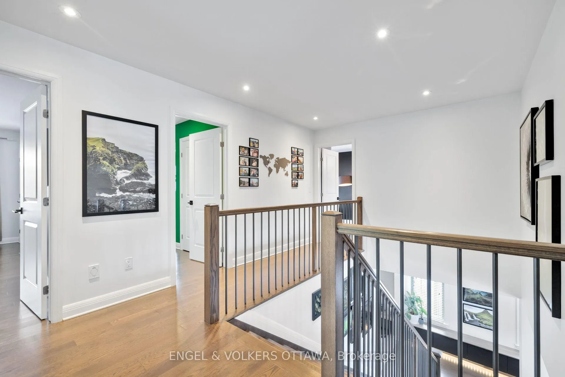 Photo 19 of 157 Avro Circle, Ottawa, CFB Rockcliffe and Area — HOMEH