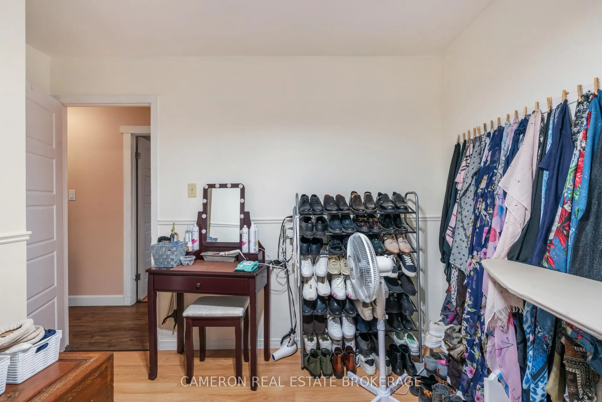 Photo 11 of 663 Hamilton Crescent, Cornwall — HOMEH