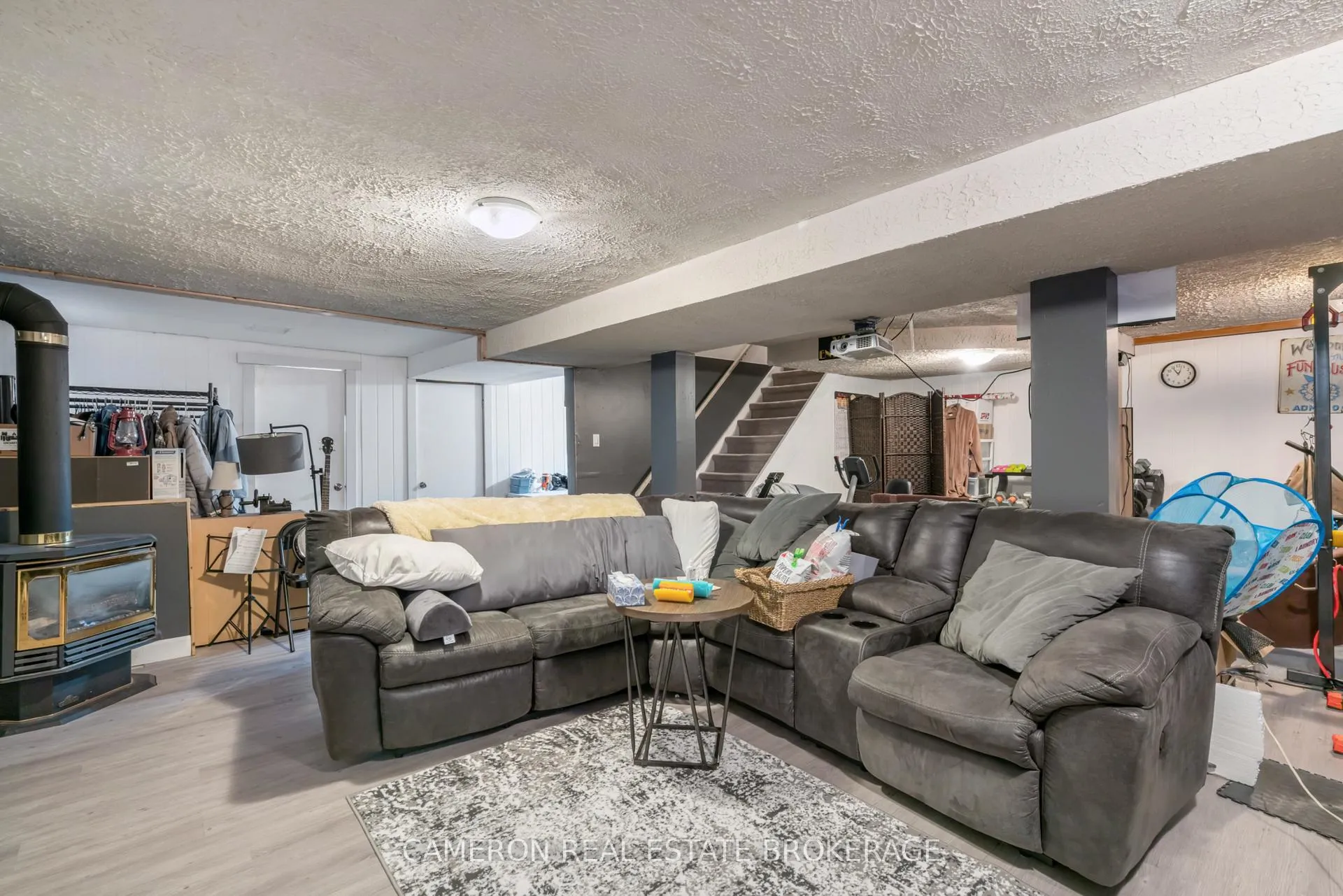Photo 14 of 663 Hamilton Crescent, Cornwall — HOMEH