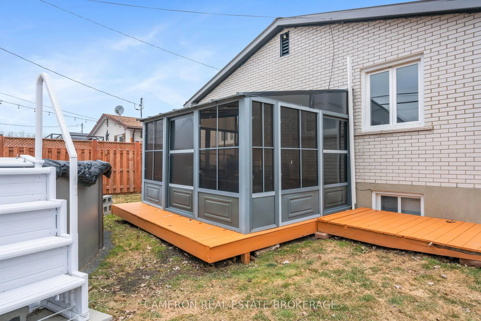 Photo 18 of 663 Hamilton Crescent, Cornwall — HOMEH