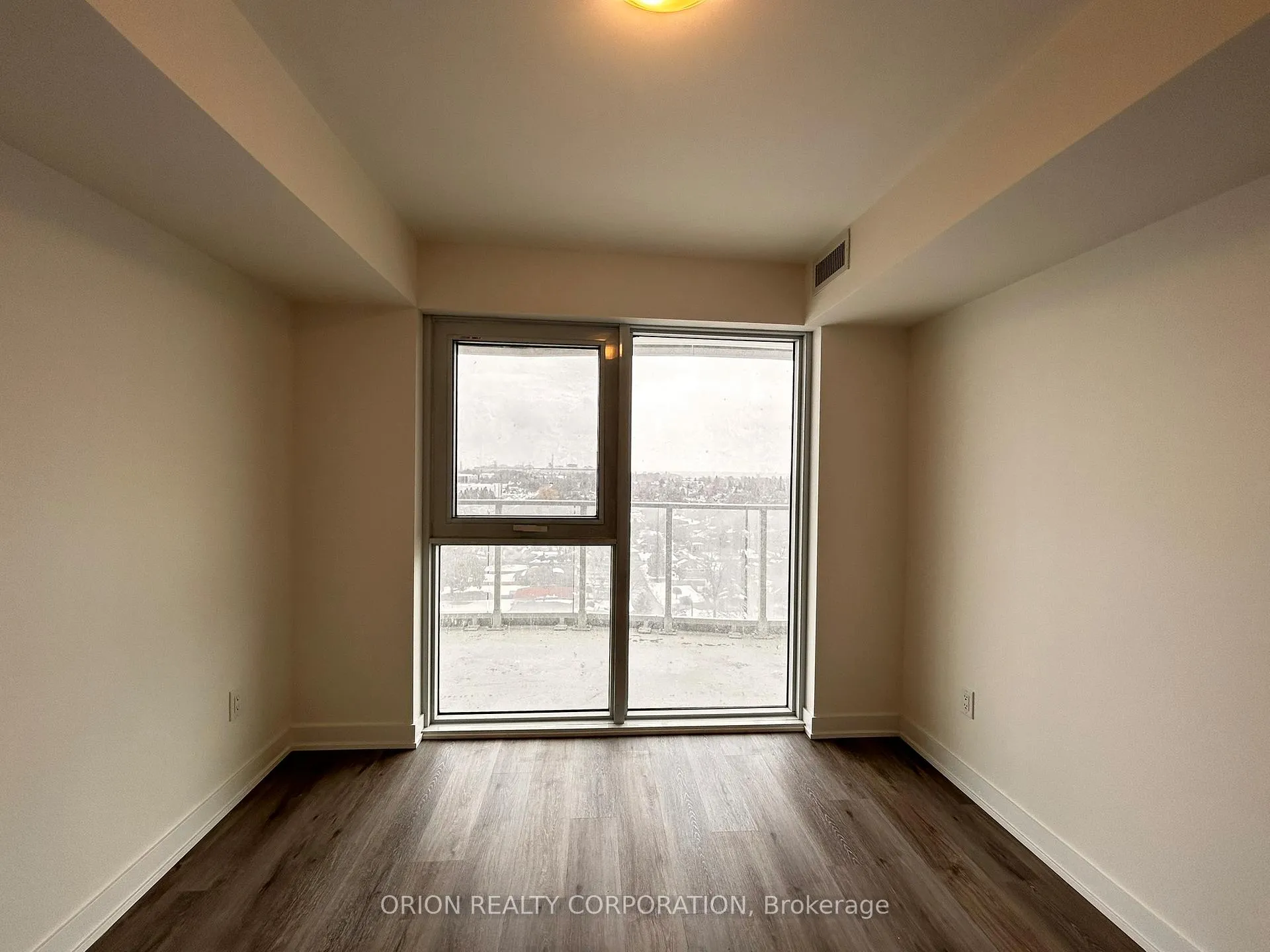 Photo 11 of Unit 1006, 1010 Sandy Beach Road, Pickering, Bay Ridges — HOMEH