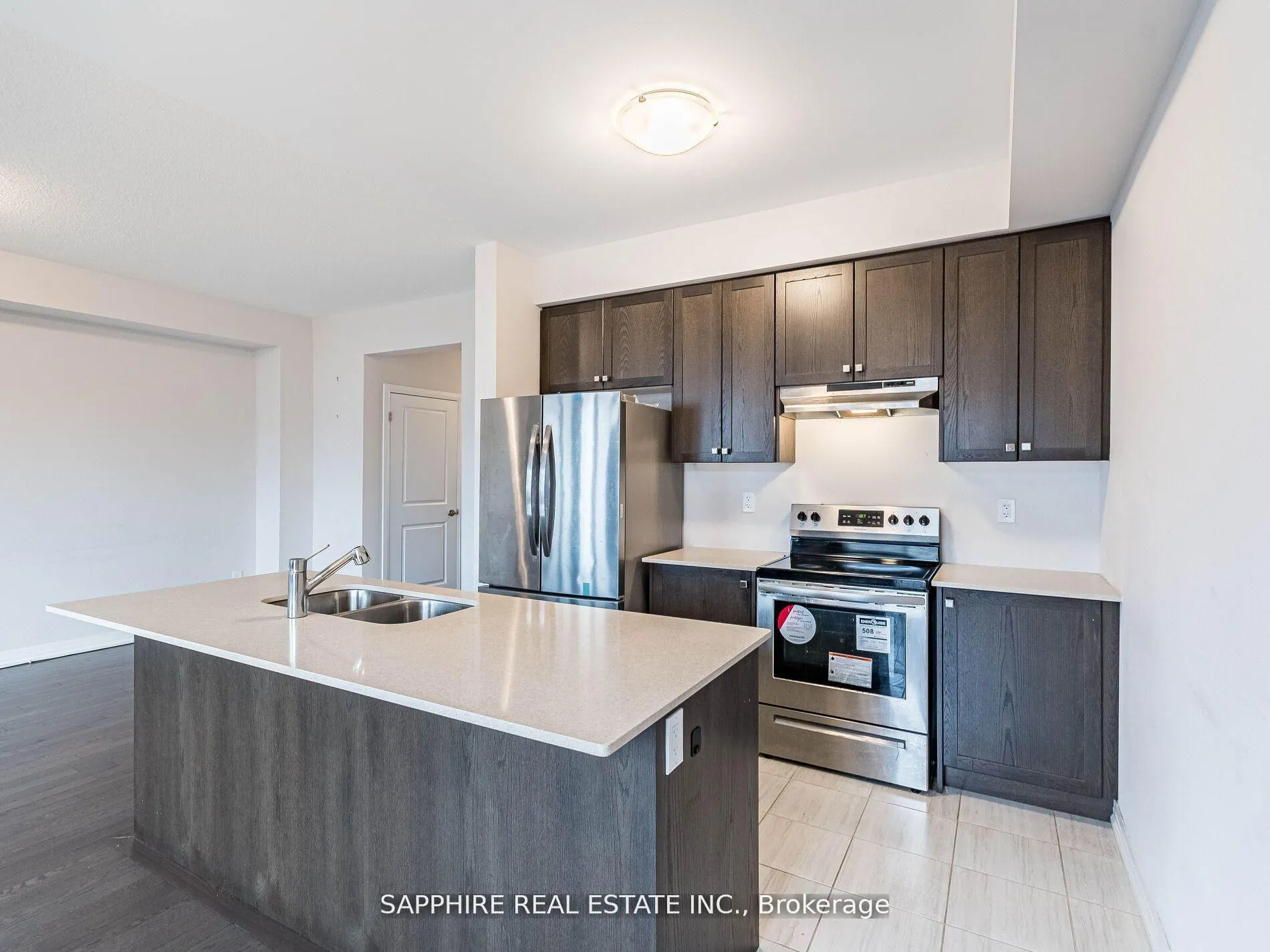 Photo 9 of 215 Provident Way, Hamilton, Mount Hope — HOMEH