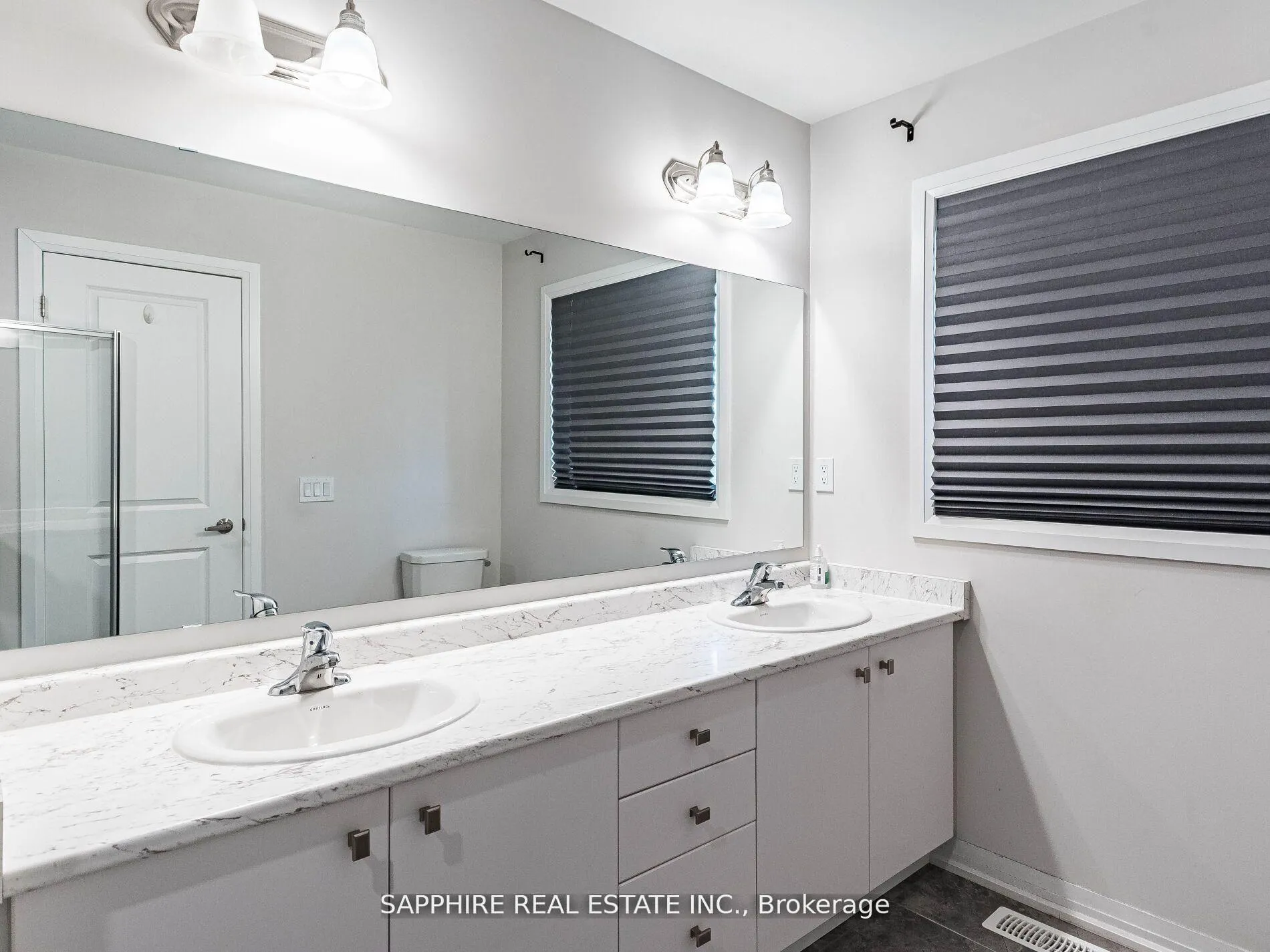 Photo 14 of 215 Provident Way, Hamilton, Mount Hope — HOMEH
