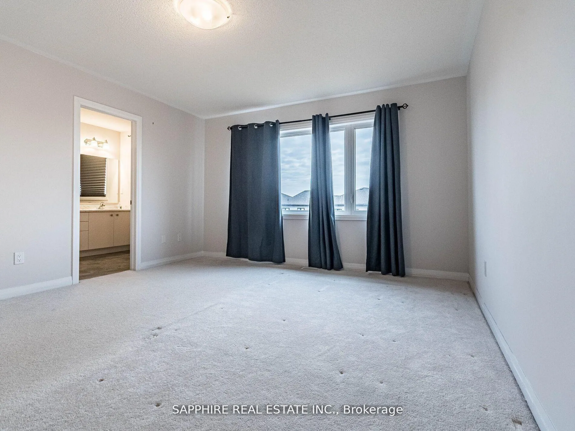 Photo 16 of 215 Provident Way, Hamilton, Mount Hope — HOMEH