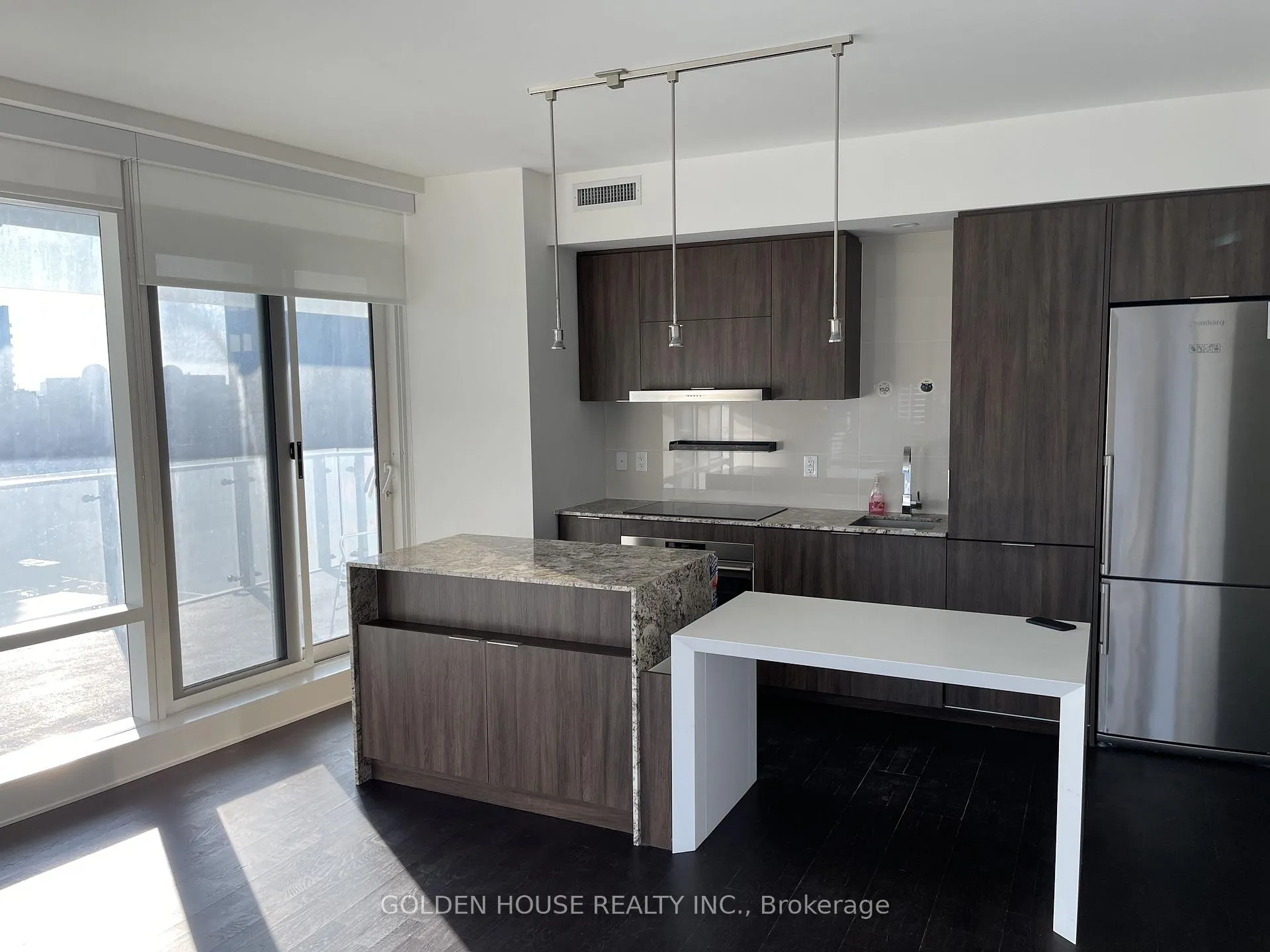 Photo 2 of Unit 1507, 1 Bloor Street E, Toronto, Church-Yonge Corridor — HOMEH