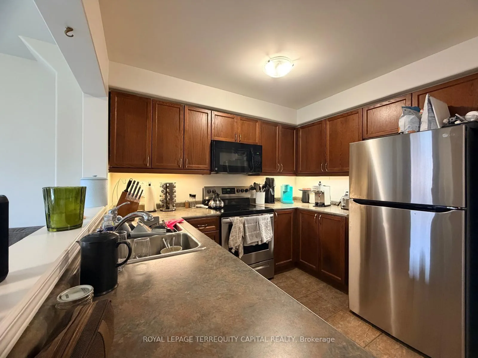 Photo 13 of 110 Majesty Boulevard, Barrie, Innis-Shore — HOMEH