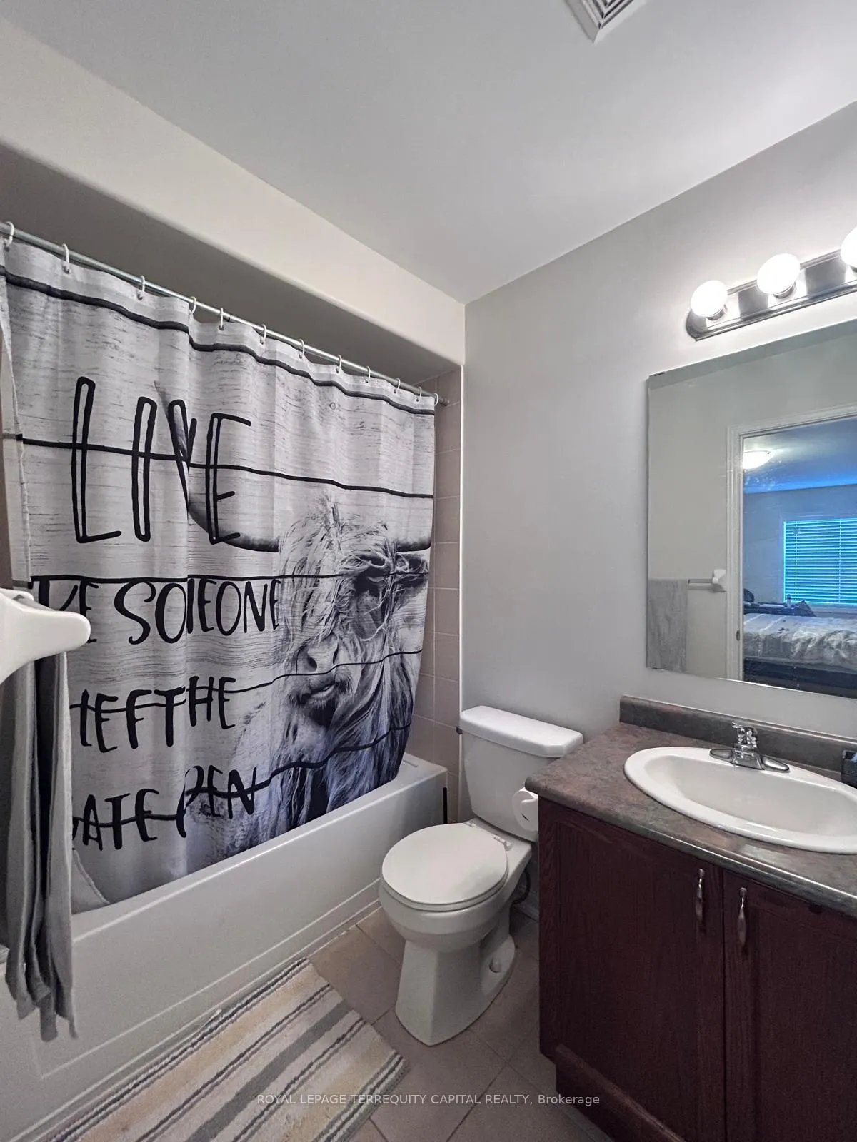 Photo 18 of 110 Majesty Boulevard, Barrie, Innis-Shore — HOMEH