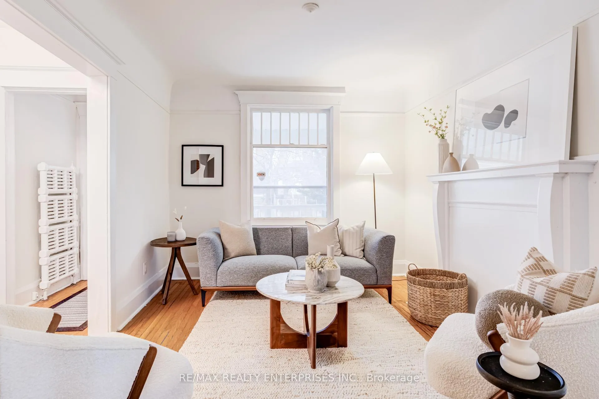 Photo 5 of 57 Peterborough Avenue, Toronto, Corso Italia-Davenport — HOMEH