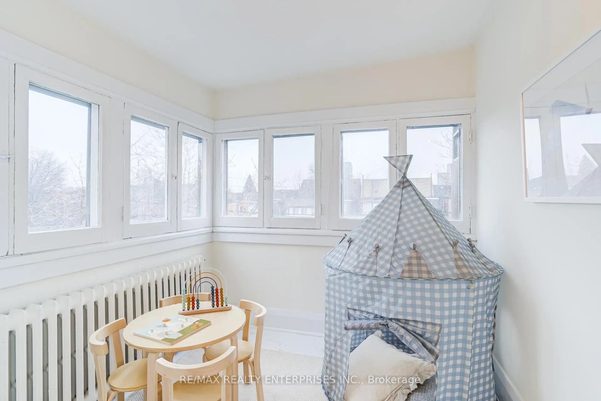 Photo 22 of 57 Peterborough Avenue, Toronto, Corso Italia-Davenport — HOMEH
