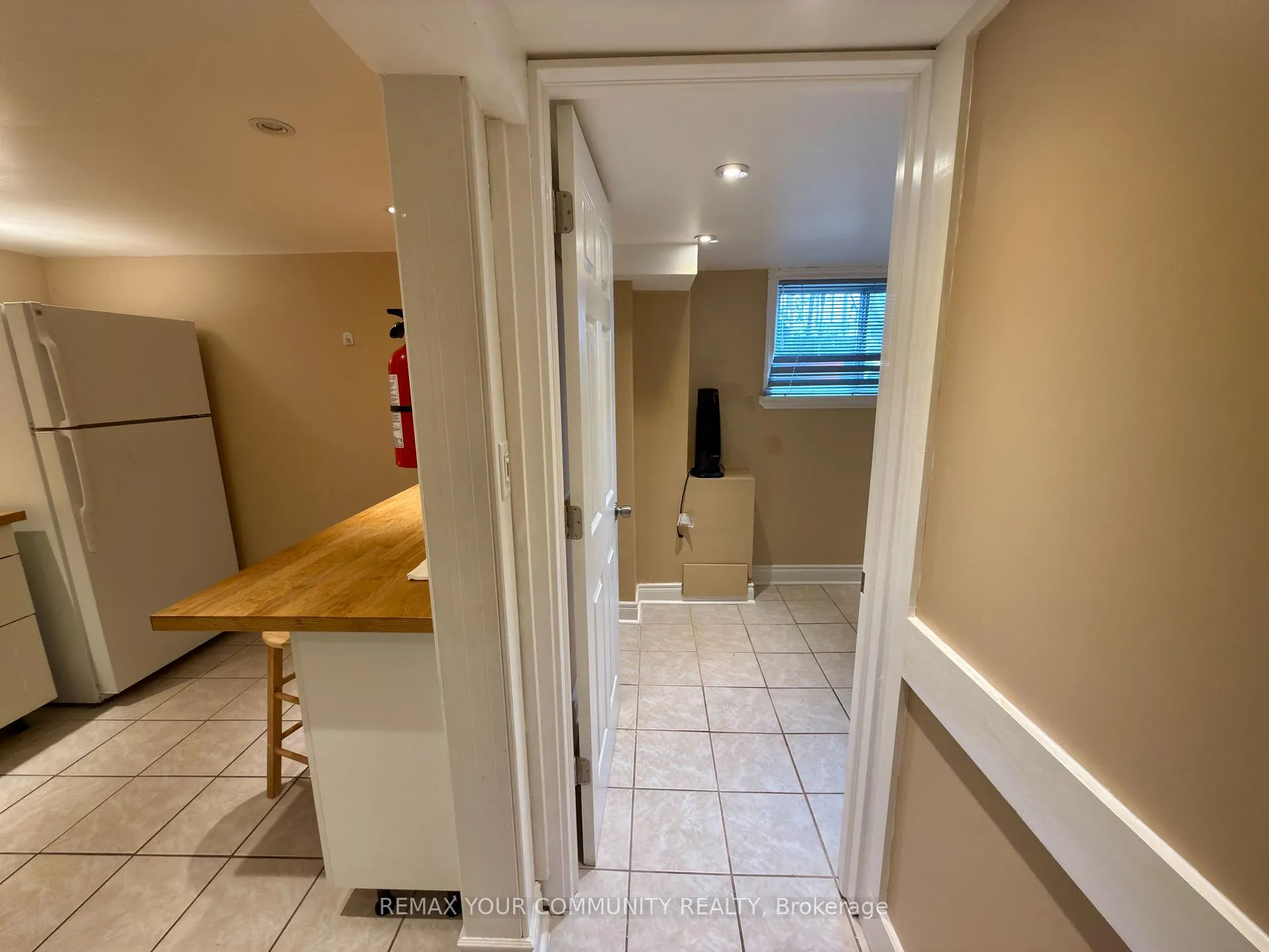 Photo 11 of Unit Lower, 86 Lesmount Avenue, Toronto, East York — HOMEH