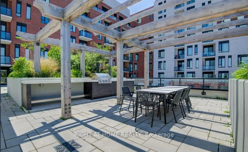 Photo 6 of Unit 607, 3100 Keele Street, North York, Downsview-Roding-CFB — HOMEH