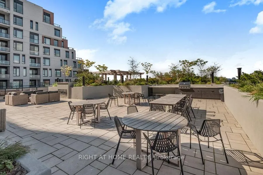 Photo 14 of Unit 607, 3100 Keele Street, North York, Downsview-Roding-CFB — HOMEH