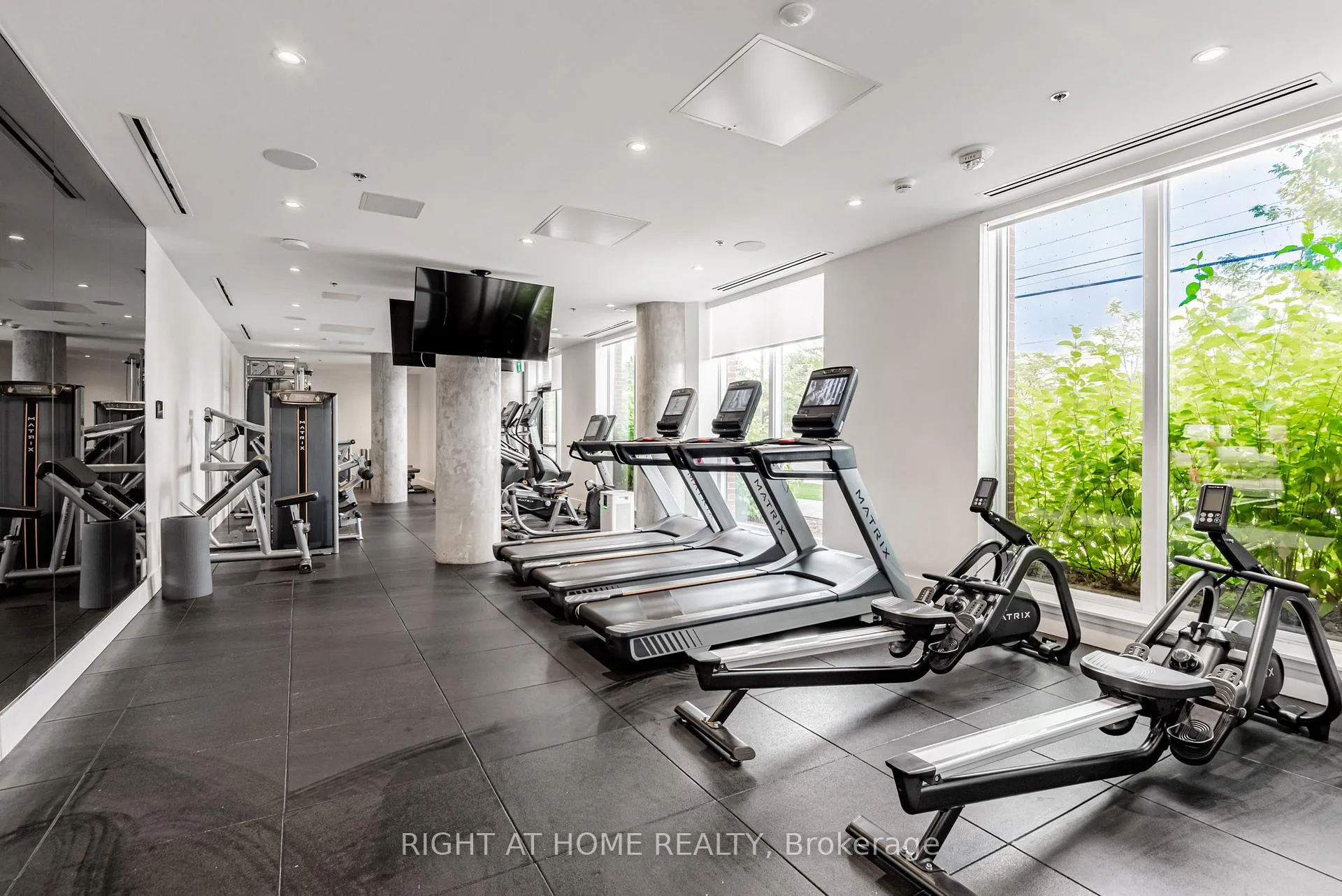 Photo 22 of Unit 607, 3100 Keele Street, North York, Downsview-Roding-CFB — HOMEH