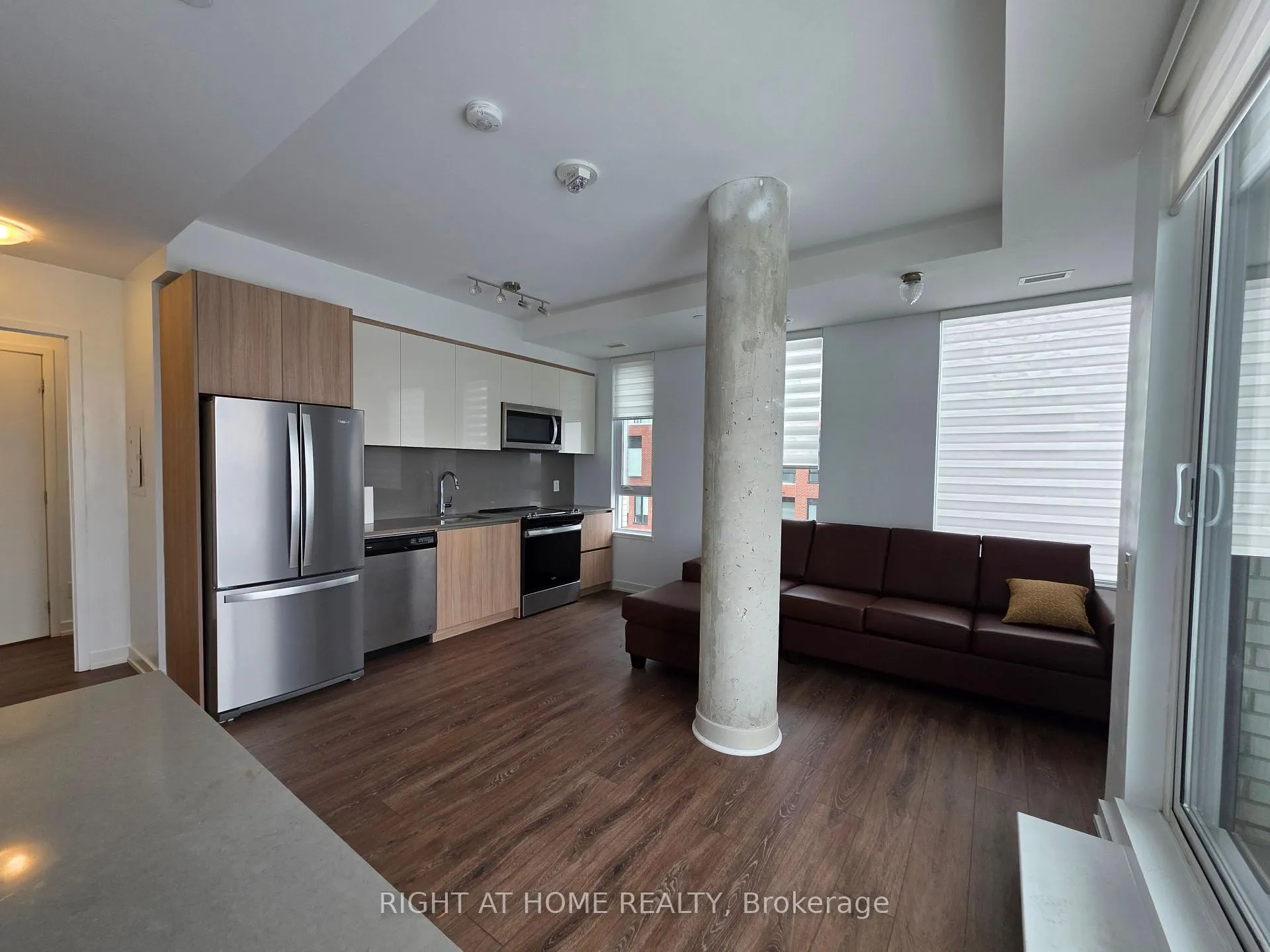 Photo 27 of Unit 607, 3100 Keele Street, North York, Downsview-Roding-CFB — HOMEH