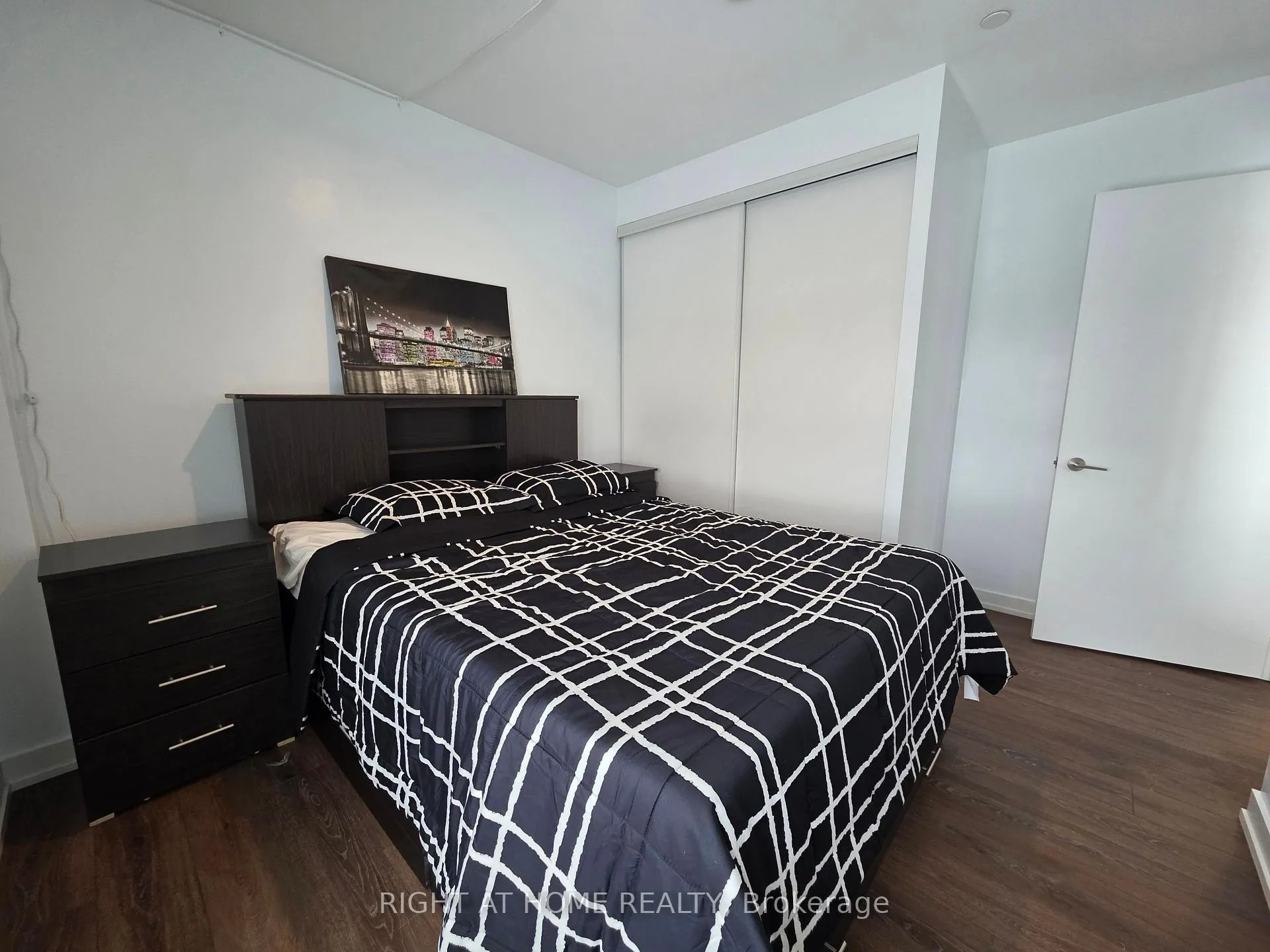 Photo 34 of Unit 607, 3100 Keele Street, North York, Downsview-Roding-CFB — HOMEH