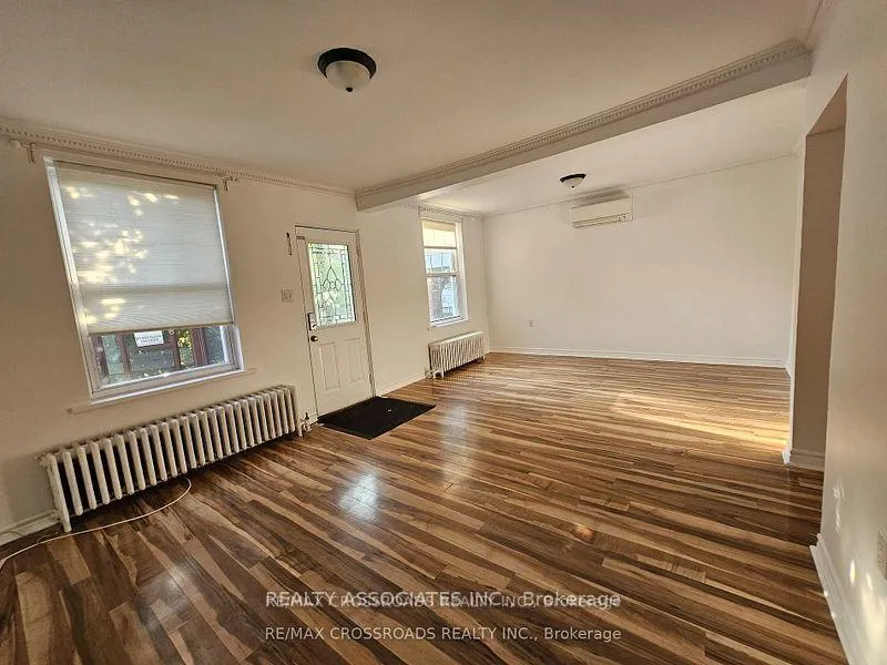 Photo 4 of Unit -Main, 33 Branstone Road, Toronto, Caledonia-Fairbank — HOMEH