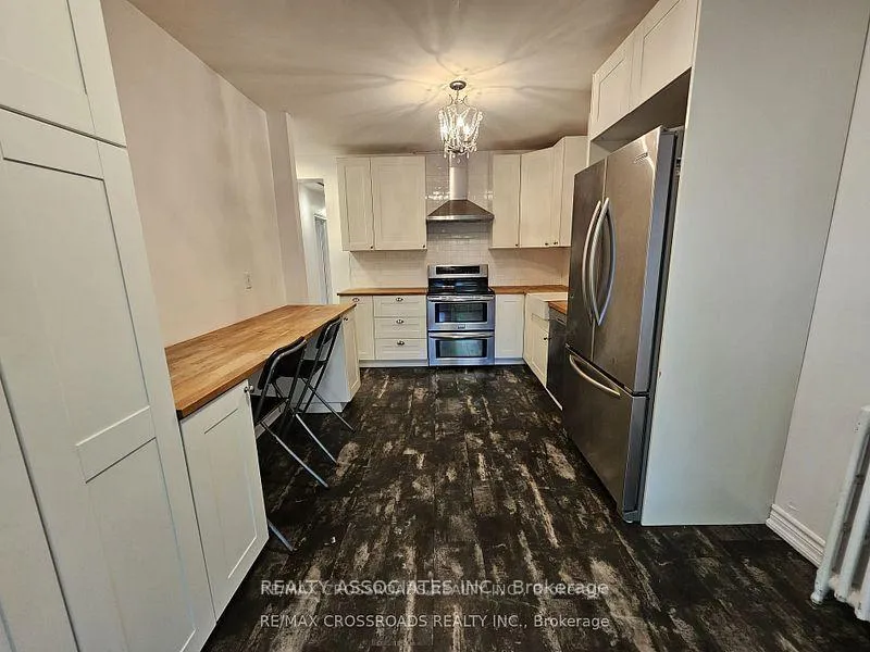 Photo 8 of Unit -Main, 33 Branstone Road, Toronto, Caledonia-Fairbank — HOMEH