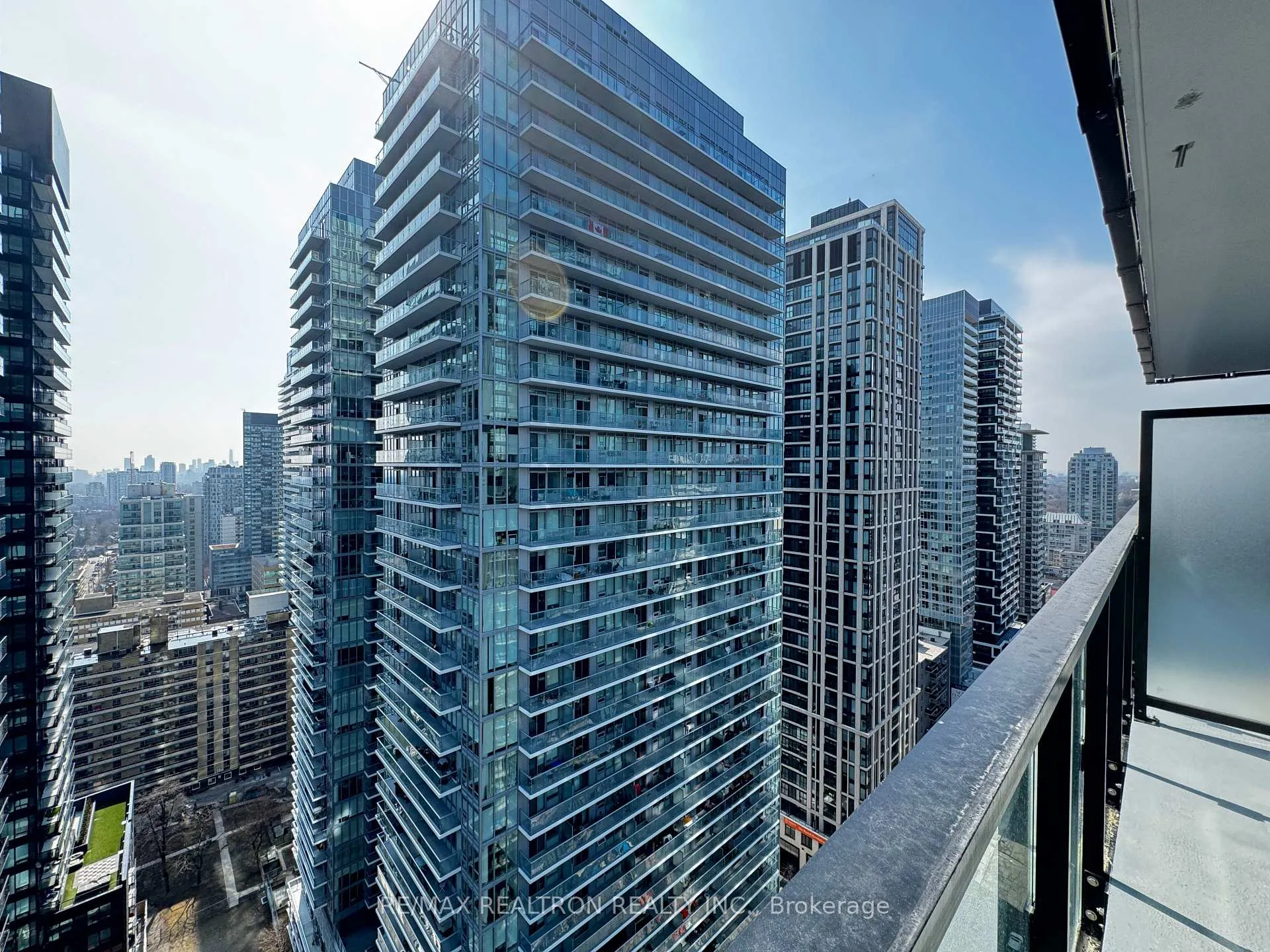 Photo 9 of Unit 2501, 110 Broadway Avenue, Toronto, Mount Pleasant West — HOMEH