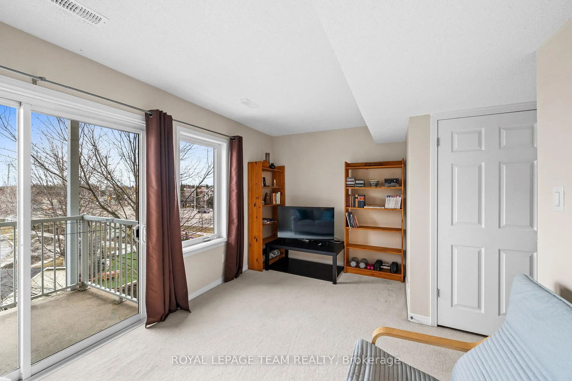 Photo 12 of 157 Keltie Private, Ottawa, Barrhaven - Longfields — HOMEH