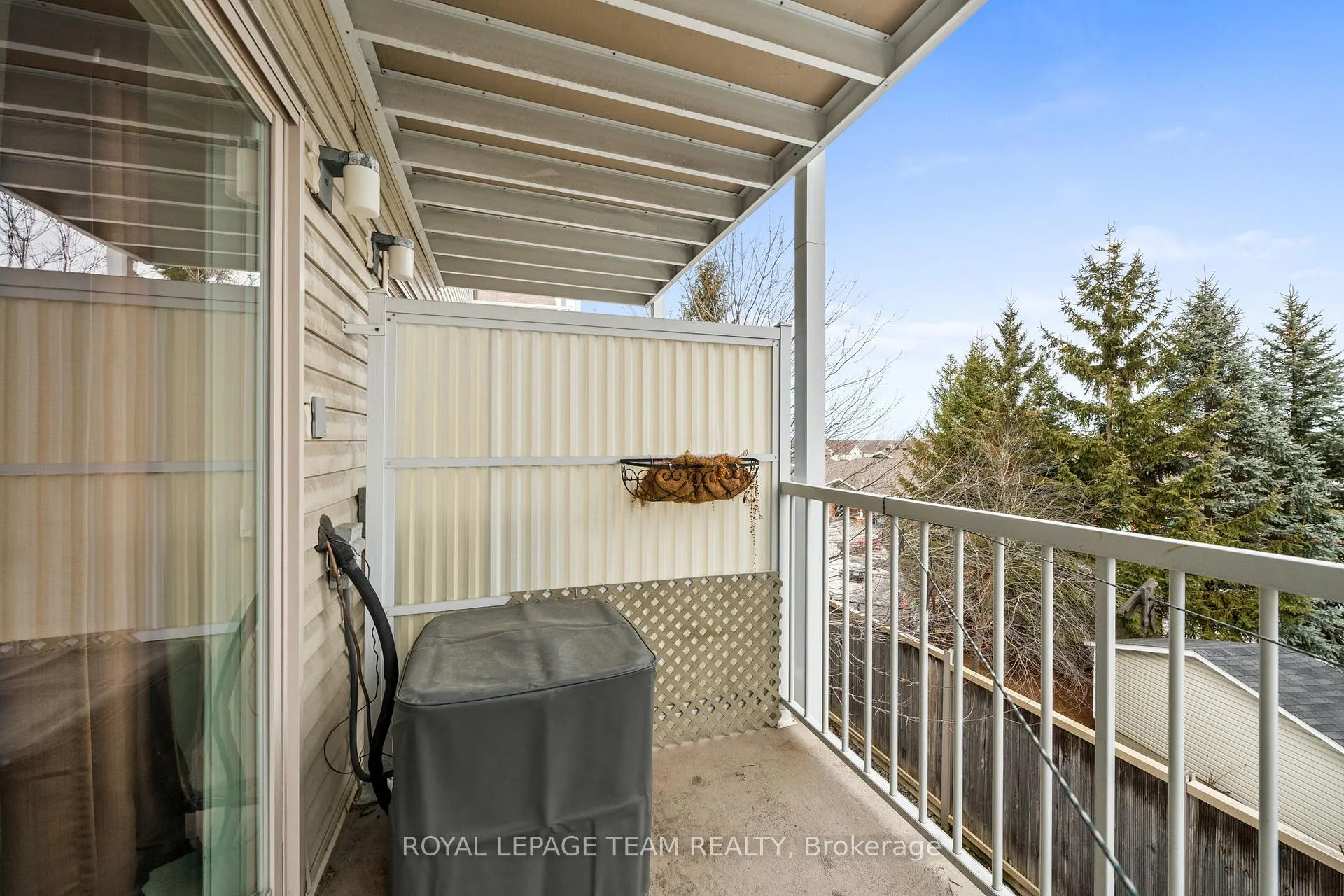 Photo 15 of 157 Keltie Private, Ottawa, Barrhaven - Longfields — HOMEH