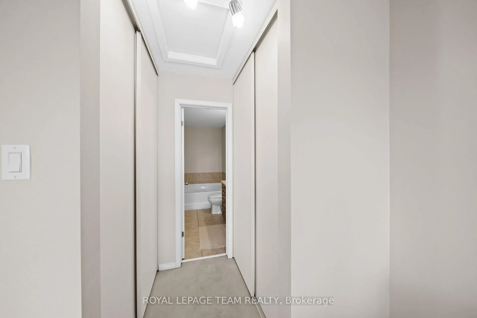 Photo 23 of 157 Keltie Private, Ottawa, Barrhaven - Longfields — HOMEH