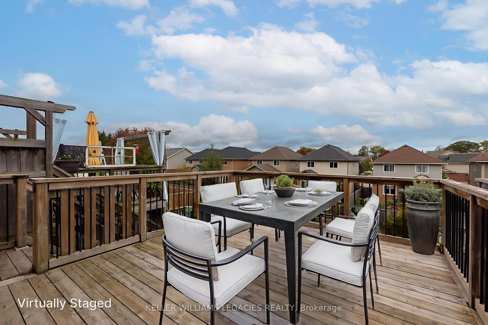 Photo 13 of 933 Zeller Crescent, Kitchener — HOMEH