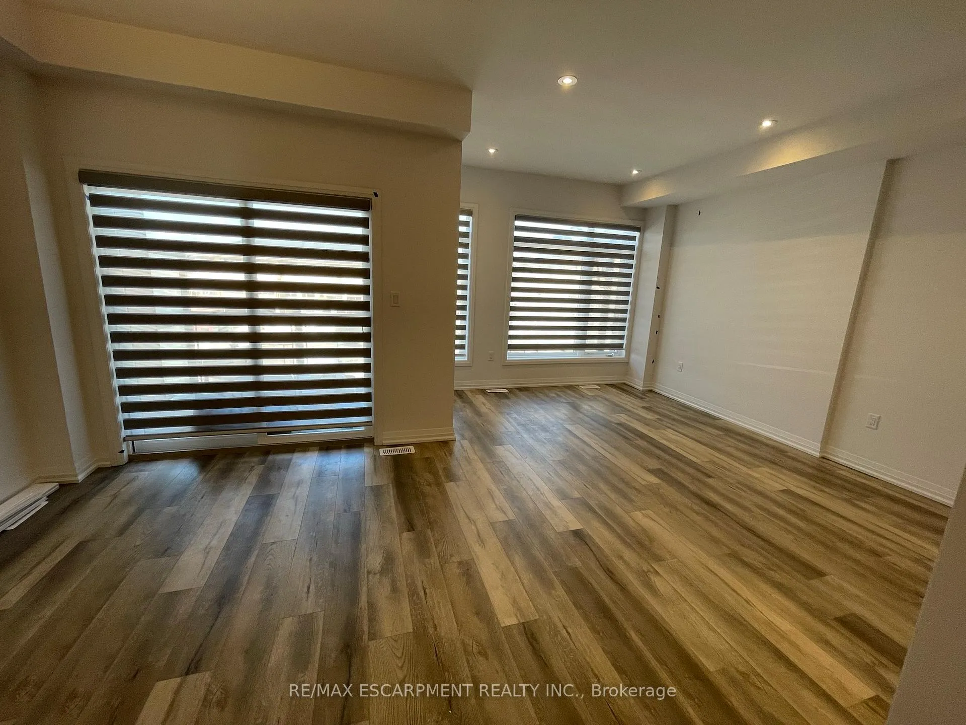 Photo 18 of Unit 106, 61 Soho Street, Hamilton, Stoney Creek Mountain — HOMEH