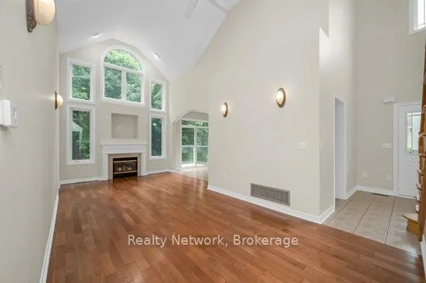 Photo 9 of Unit 45, 40 Wesleyan Court, Hamilton, Ancaster — HOMEH