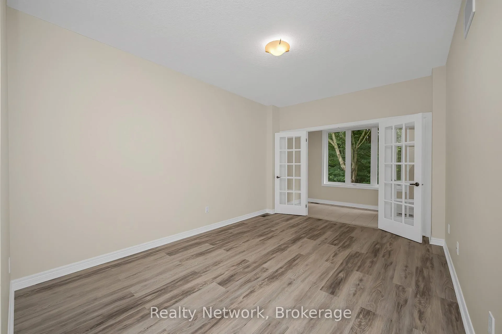 Photo 13 of Unit 45, 40 Wesleyan Court, Hamilton, Ancaster — HOMEH