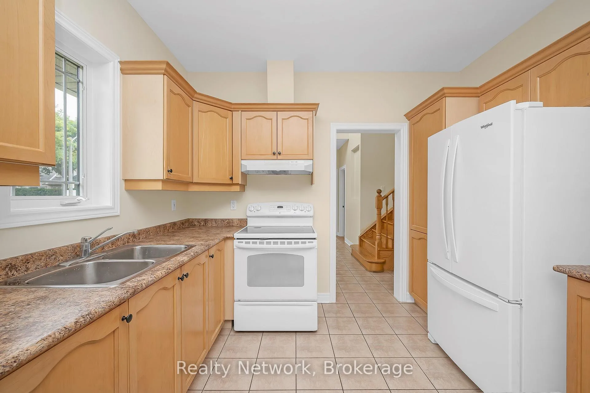 Photo 14 of Unit 45, 40 Wesleyan Court, Hamilton, Ancaster — HOMEH
