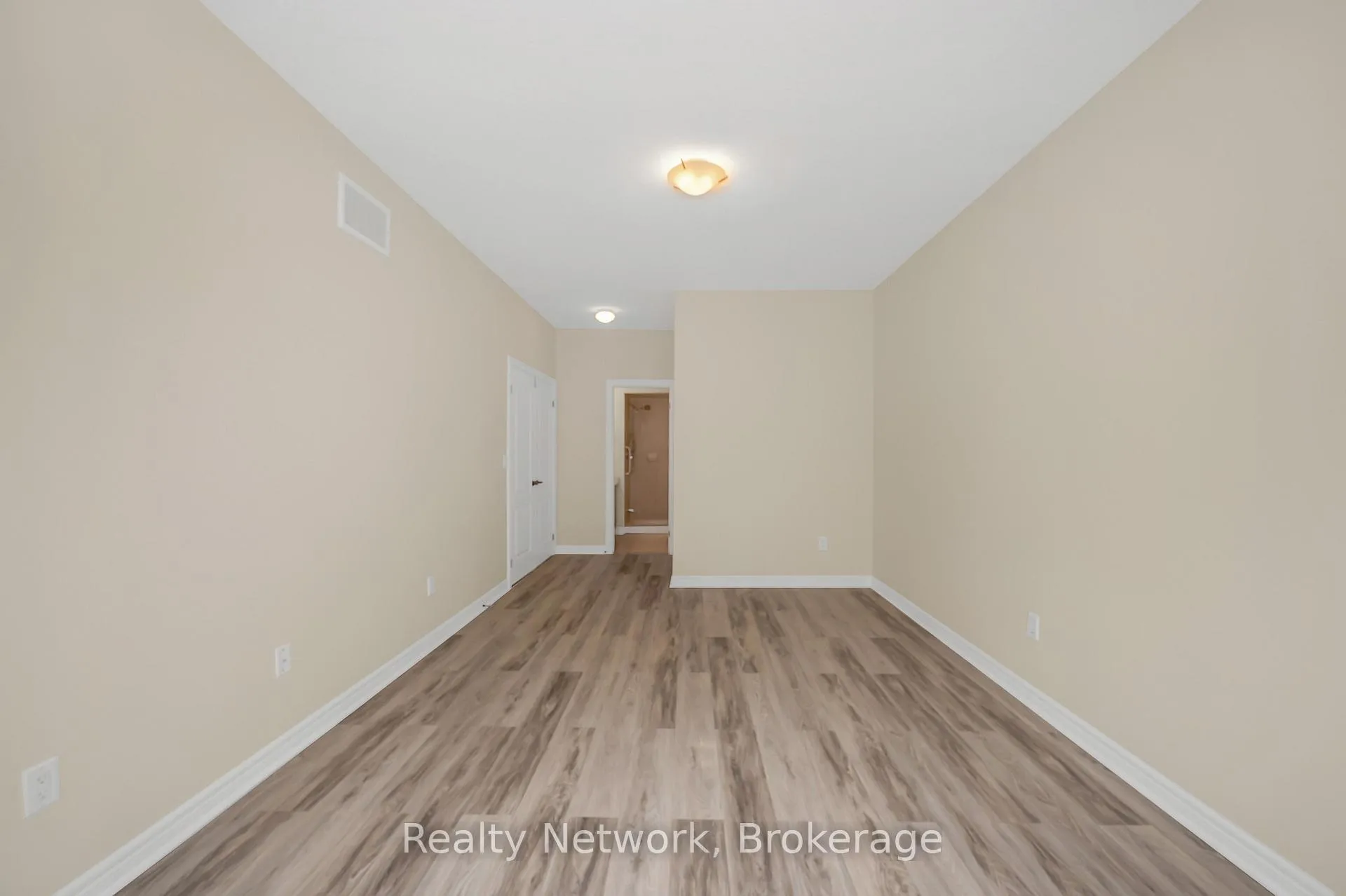 Photo 19 of Unit 45, 40 Wesleyan Court, Hamilton, Ancaster — HOMEH